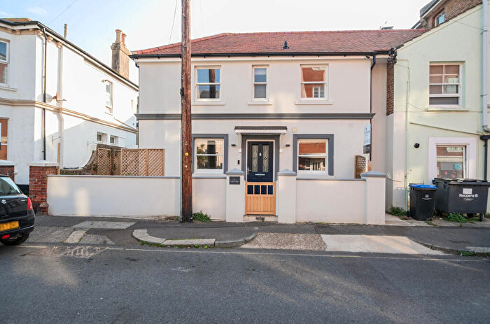 2 Bedroom House For Sale In Eriswell Road, Worthing, West Sussex, BN11