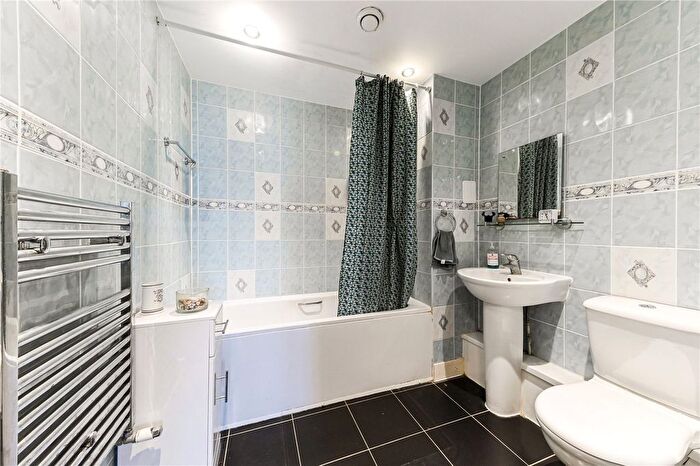 3 Bedroom Flat To Rent In Theodor Court, Nobel Close, NW9