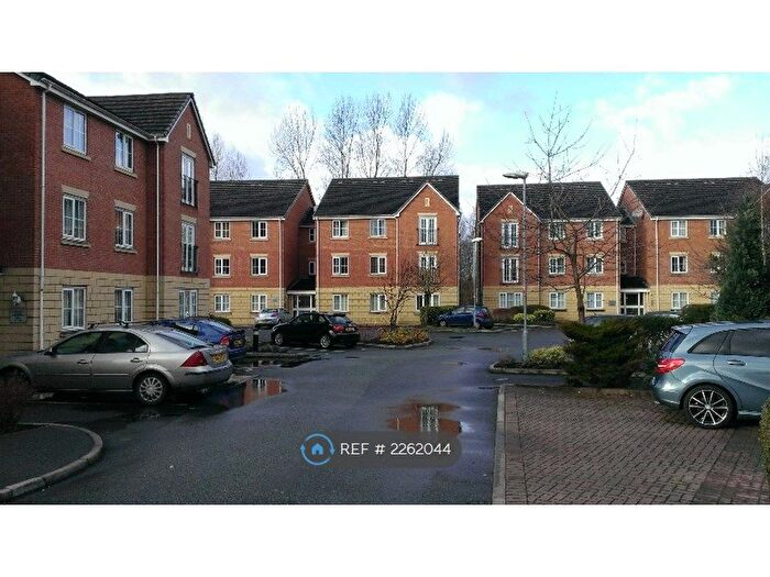 2 Bedroom Flat To Rent In Godolphin Close, Eccles, Manchester, M30