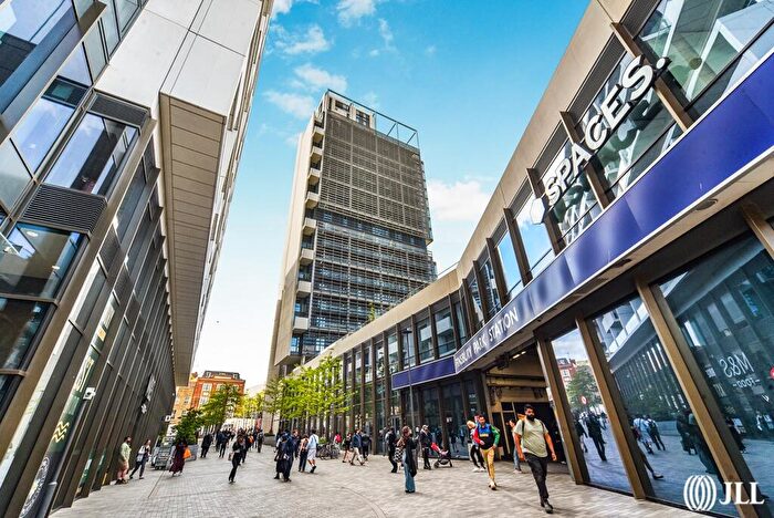 1 Bedroom Apartment For Sale In Carriage House, N4