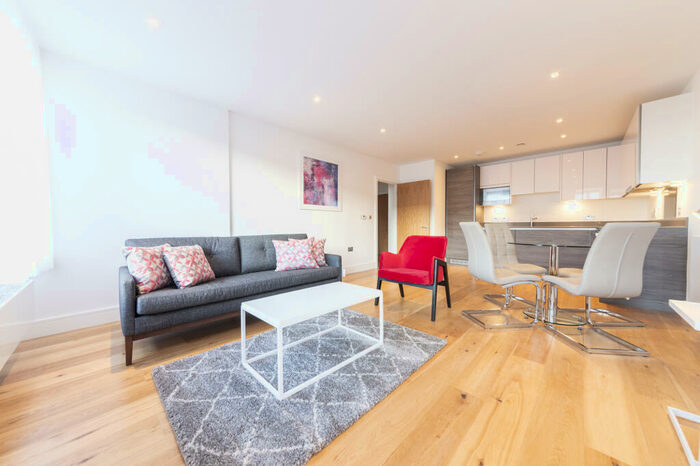 1 Bedroom Apartment To Rent In Plough Way, London, SE16