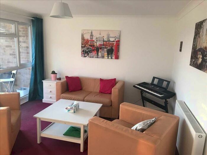 3 Bedroom Apartment To Rent In Nethersole Close, Canterbury, CT2