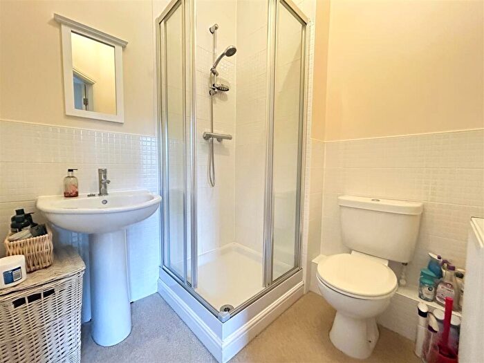4 Bedroom Town House For Sale In Leighton Way, Belper, DE56