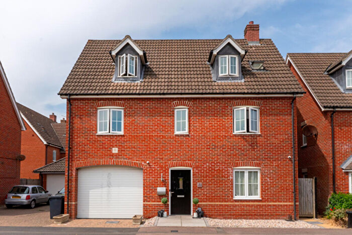 5 Bedroom Detached House For Sale In Harbridge Close, Stansted, Essex, CM24