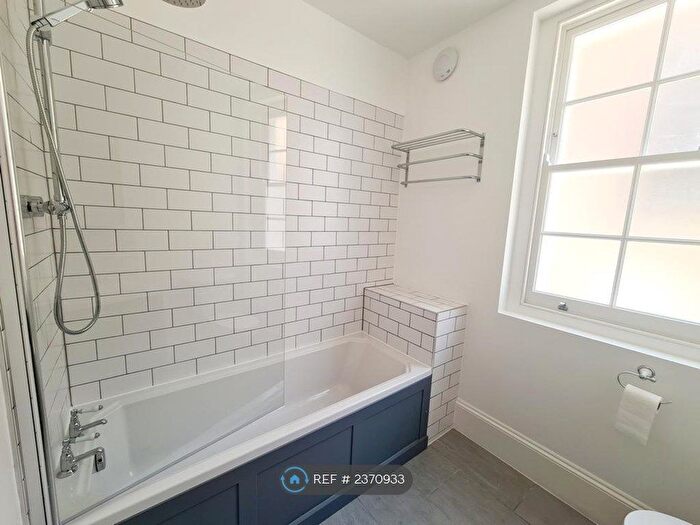 1 Bedroom Flat To Rent In Bow Common Lane, London, E3
