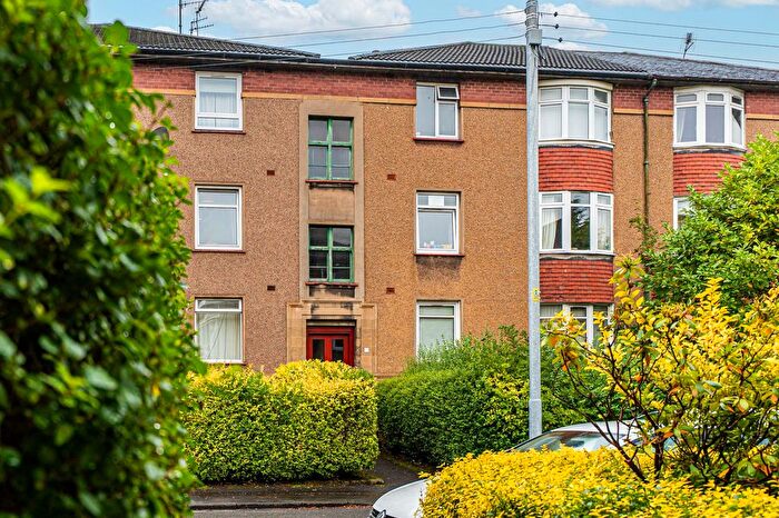 2 Bedroom Flat For Sale In Penrith Drive, Kelvindale, G12