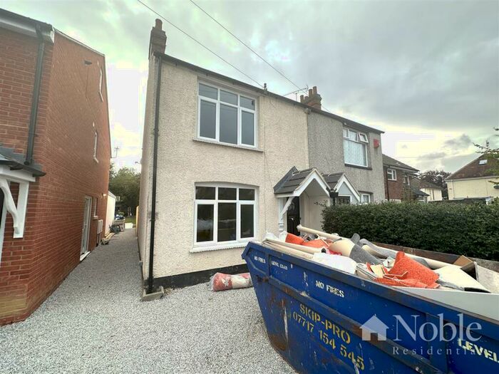 2 Bedroom Semi-Detached House To Rent In Warescot Road, Brentwood, CM15