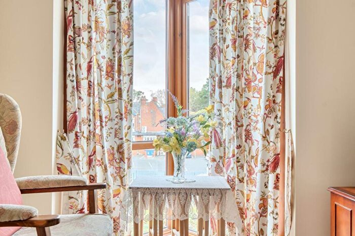 2 Bedroom Retirement Property For Sale In Crawthorne Road, Peterborough, PE1