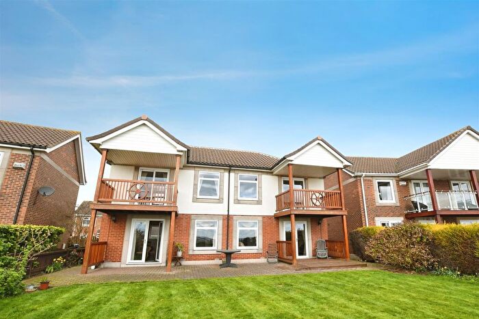 4 Bedroom Detached House For Sale In Caledonia Park, Hull, HU9