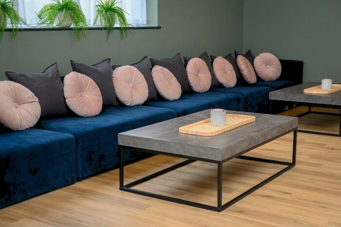 2 Bedroom Apartment To Rent In Queensway, Southampton, Hampshire, SO14