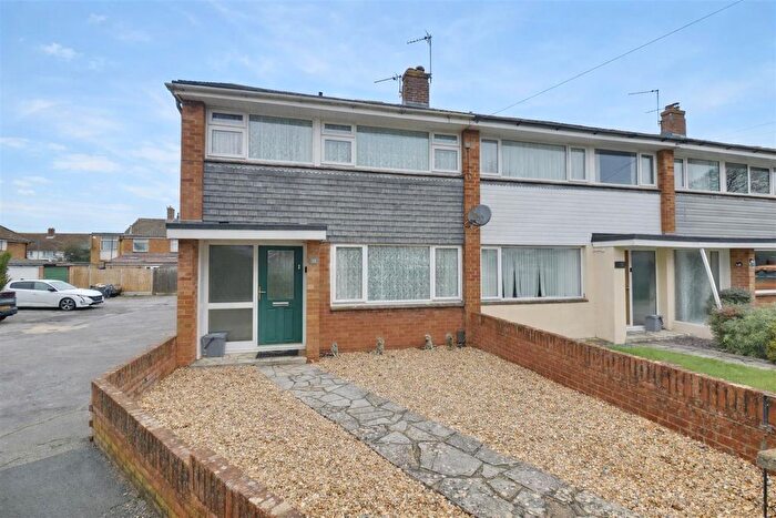 3 Bedroom Property For Sale In Racton Avenue, Portsmouth, PO6
