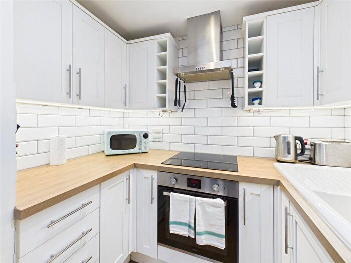 1 Bedroom Flat To Rent In Woolwich Manor Way, London, E16