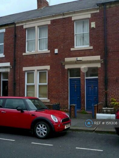 3 Bedroom Flat To Rent In Broomfield Road, Newcastle Upon Tyne, NE3