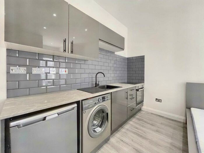 Apartment To Rent In Belle Vue Crescent, Southbourne, BH6