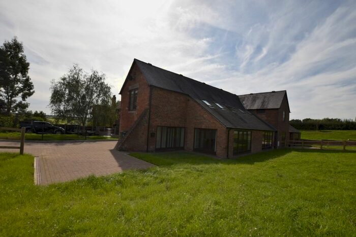 4 Bedroom Barn Conversion To Rent In Ladylea Road, Horsley, Derby, Derbyshire, DE21