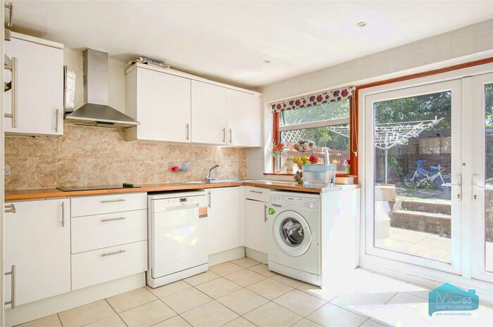 3 Bedroom Terraced House To Rent In Brunswick Crescent, New Southgate, London, N11