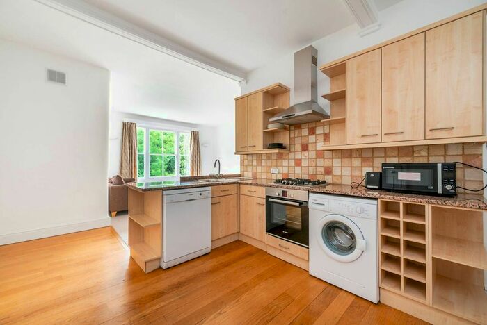 1 Bedroom Flat To Rent In Holland Park, Holland Park, London, W11