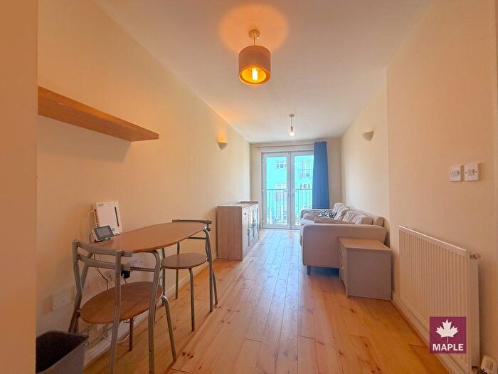 1 Bedroom Flat To Rent In Palmerston Road, Harrow, HA3