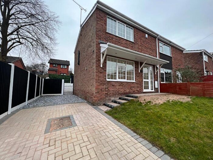 3 Bedroom Semi-Detached House To Rent In Jura Avenue, Ripley, Derbyshire, DE5