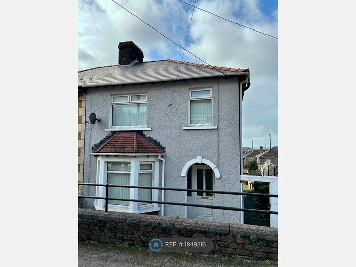 3 Bedroom Semi-Detached House To Rent In Port Talbot, Port Talbot, SA13