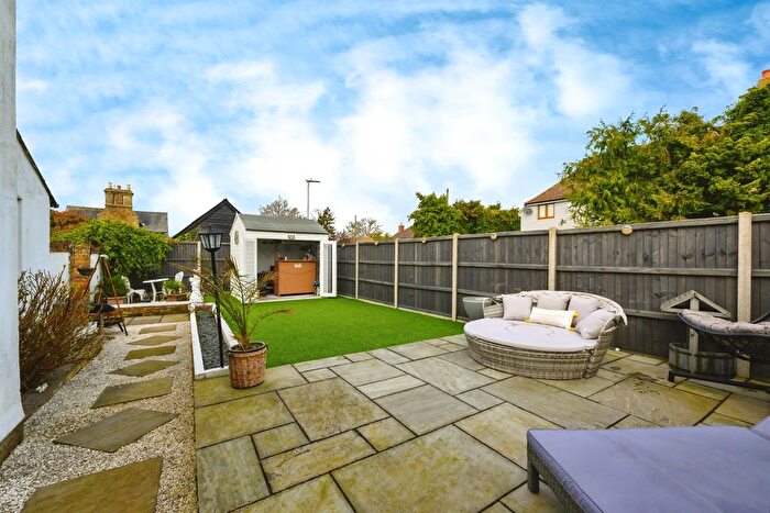 2 Bedroom Detached House For Sale In Ware Road, Tonwell, Ware, SG12