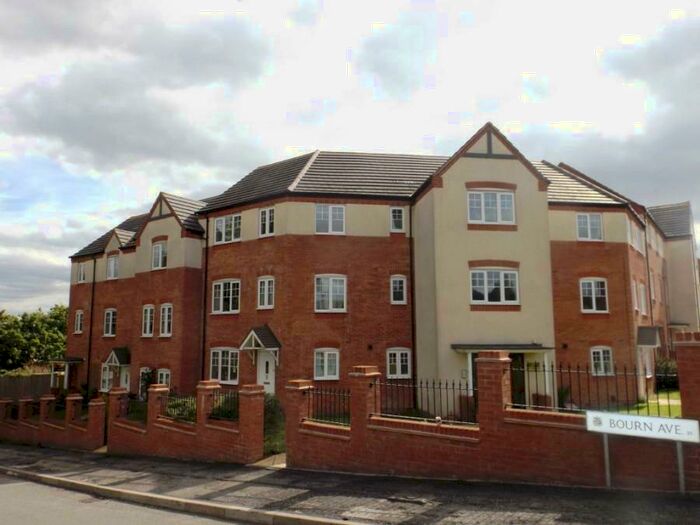 2 Bedroom Apartment To Rent In Bourn Avenue, Northfield, Birmingham, B31