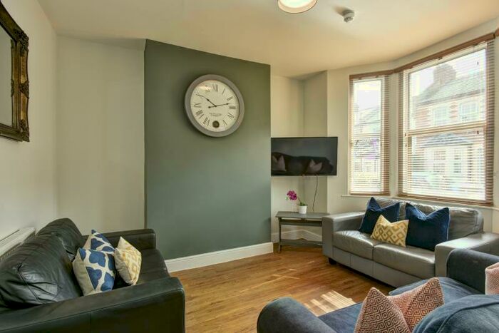 6 Bedroom Terraced House To Rent In Manston Road, Exeter, EX1