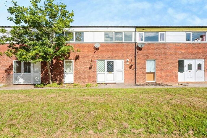 4 Bedroom Terraced House For Sale In Horners Croft, Wolverton, Milton Keynes, Buckinghamshire, MK12