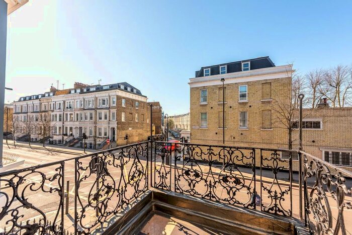 1 Bedroom Flat To Rent In Earls Court, Earls Court, London, SW5