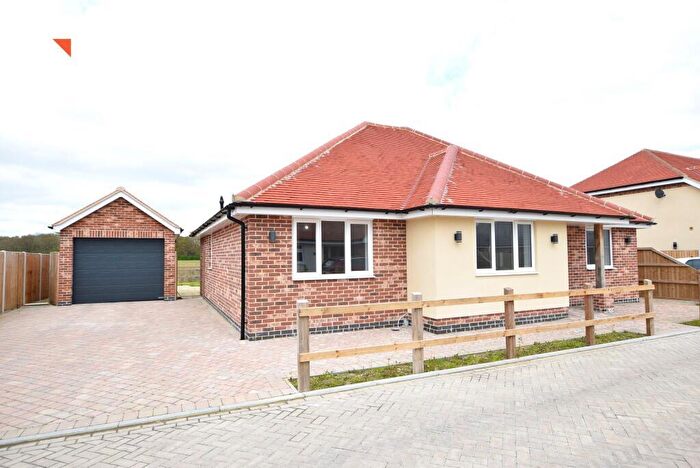 3 Bedroom Detached Bungalow For Sale In The Meadows, Little Clacton, CO16