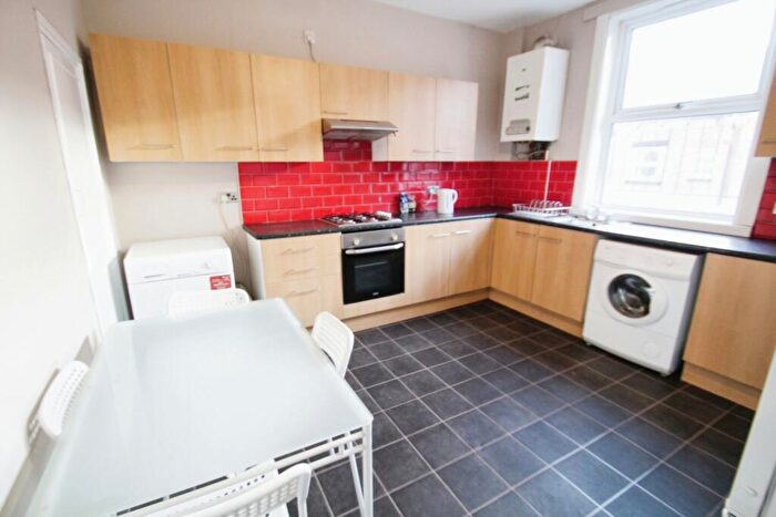 3 Bedroom Terraced House To Rent In Burley Lodge Road, Hyde Park, Leeds, LS6