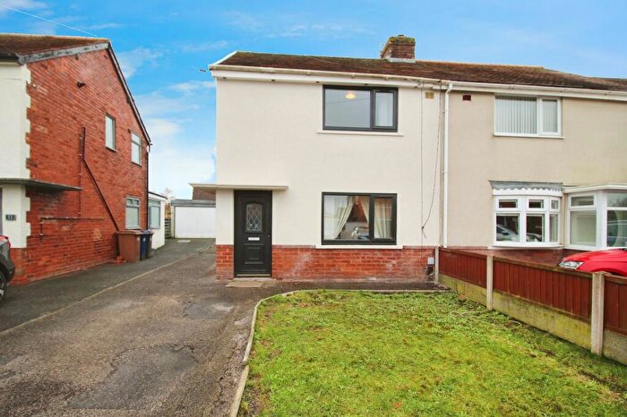 2 Bedroom Semi-Detached House To Rent In Chatsworth Road, Walton-le-Dale, Preston, Lancashire, PR5