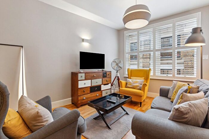 2 Bedroom Flat To Rent In Farringdon Road, Farringdon, EC1M