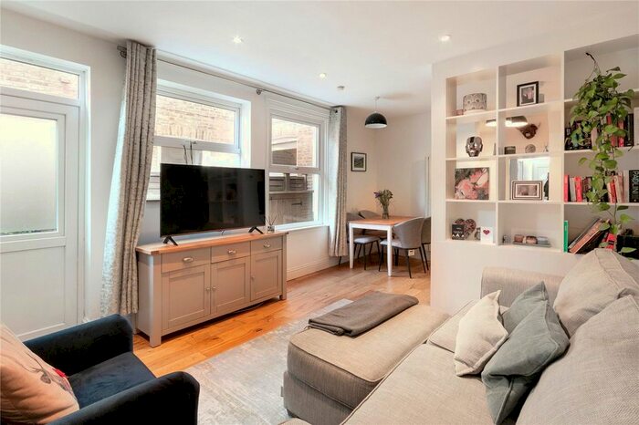 2 Bedroom Flat To Rent In Sellincourt Road, London, SW17
