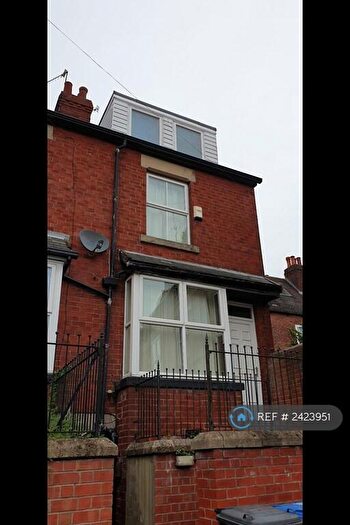2 Bedroom Terraced House To Rent In Highfield Place, Sheffield, S2