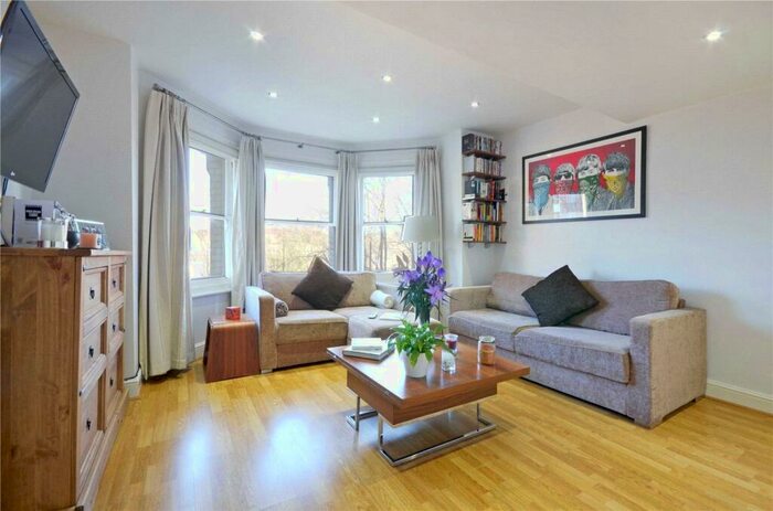 1 Bedroom Flat To Rent In Garlinge Road, Kilburn, NW2