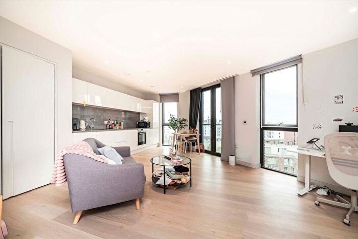 Studio For Sale In Admiralty Avenue, Royal Wharf, E16