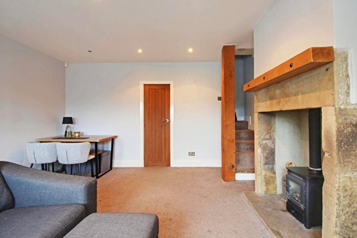 1 Bedroom Cottage For Sale In Spring Gardens, Sowerby Bridge, West Yorkshire, HX6
