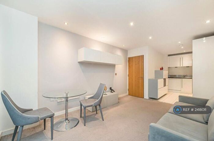 1 Bedroom Flat To Rent In The Sphere, London, E16