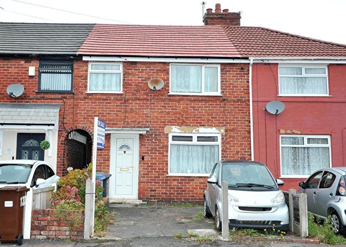 3 Bedroom Town House For Sale In Eldon Road, Irlam, M44