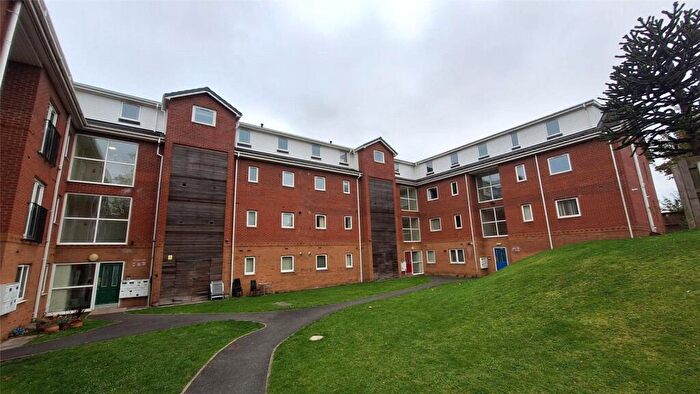 2 Bedroom Flat For Sale In Old Chester Road, Birkenhead, Merseyside, CH42