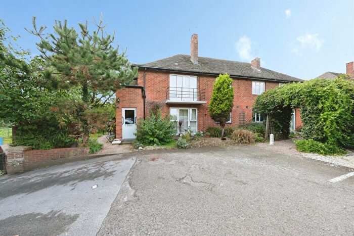 2 Bedroom Flat For Sale In Church Lane, Barrow-On-Trent, Derby, DE73