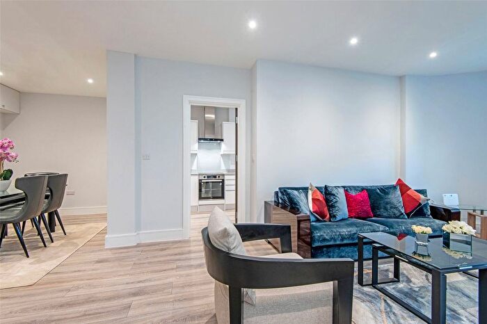 3 Bedroom Flat To Rent In Maida Vale, London, W9