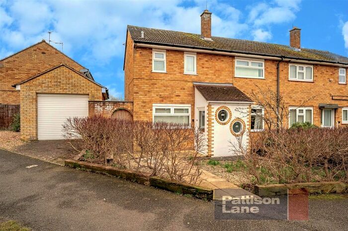 2 Bedroom Flat To Rent In Castle Way, Barton Seagrave, Kettering, NN15