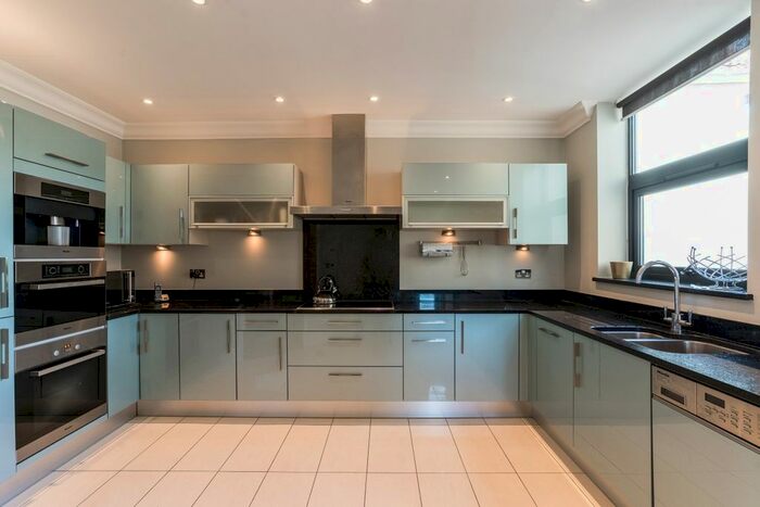 3 Bedroom Terraced House To Rent In St. Johns Road, Bathwick, Bath, BA2