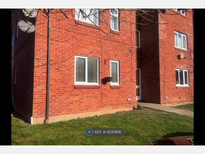 Studio To Rent In Grange Park, Grange Park, Swindon, SN5