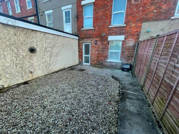 1 Bedroom Flat To Rent In Bedroom Flat To Rent, Curtis Street, Town Centre, SN1