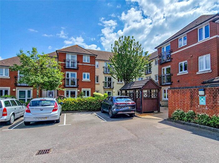 1 Bedroom Apartment For Sale In Seward Court, - Lymington Road, Christchurch, Dorset, BH23