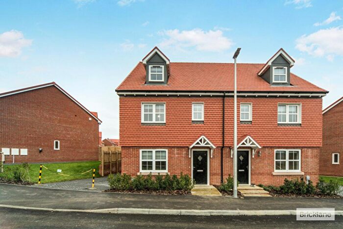 4 Bedroom House To Rent In Funnell Drive, Stone Cross, Pevensey, BN24