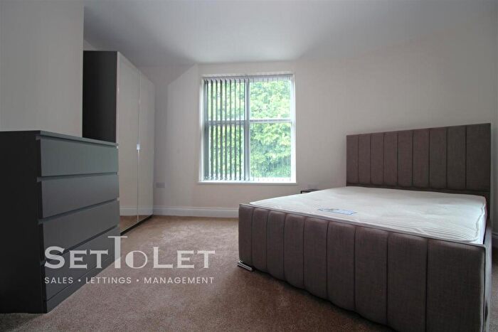 4 Bedroom Terraced House To Rent In New Bridge Street, Leicester, LE2